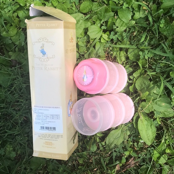 Peter Rabbit Beatrix Potter Stacking Cups - Picture 7 of 8